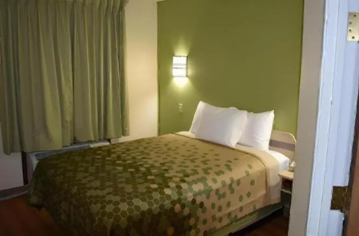 Econo Lodge Hot Springs South